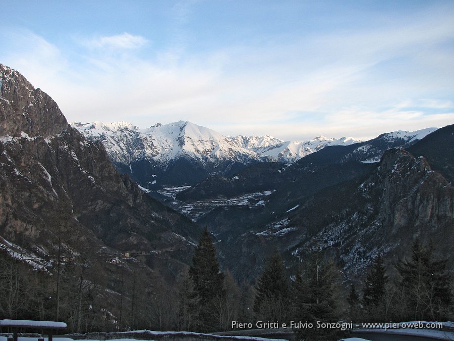 02 Dal passo della Presolana la Val di Scalve.jpg